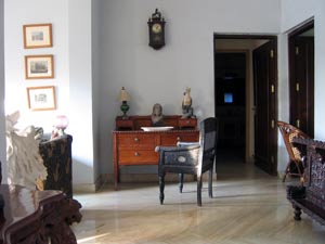 rooms entrance